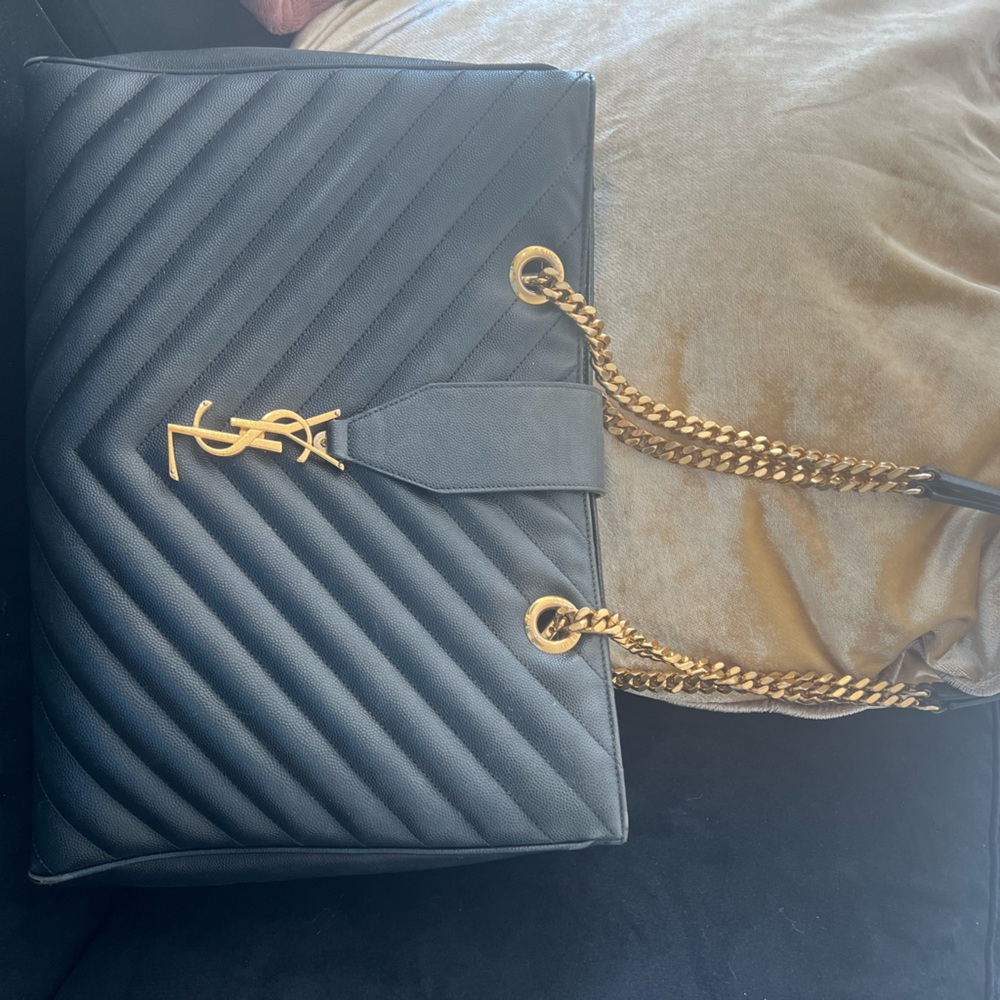 Authentic YSL Black Leather Chevron Gold Chain Medium Purse